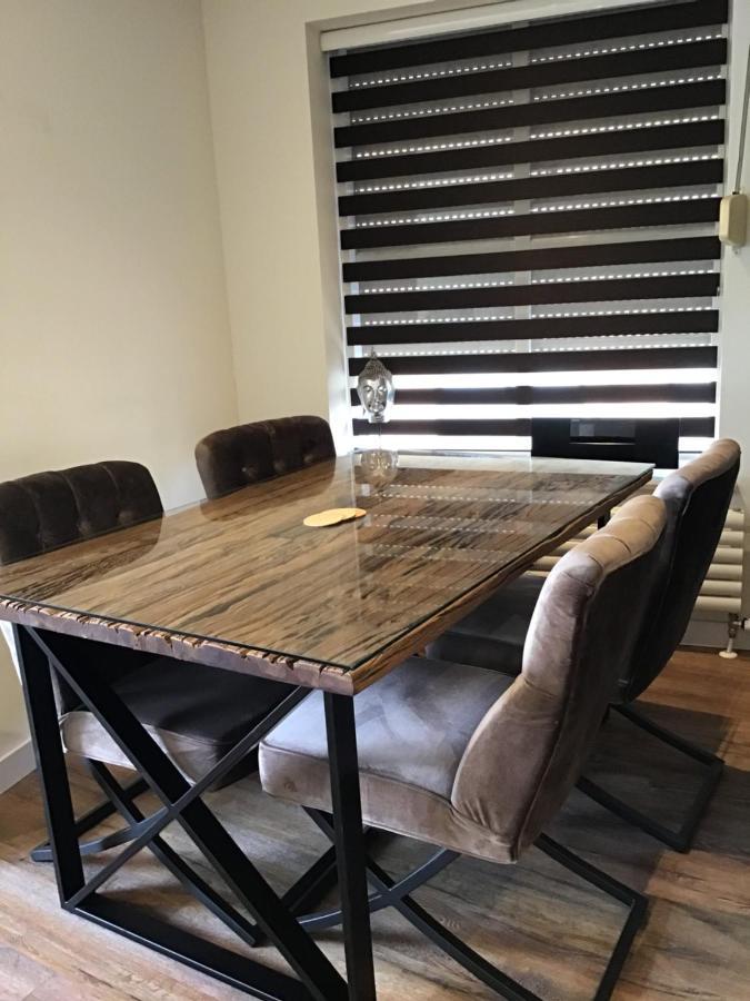 Chic Appartement In Sas Van Gent ภายนอก รูปภาพ